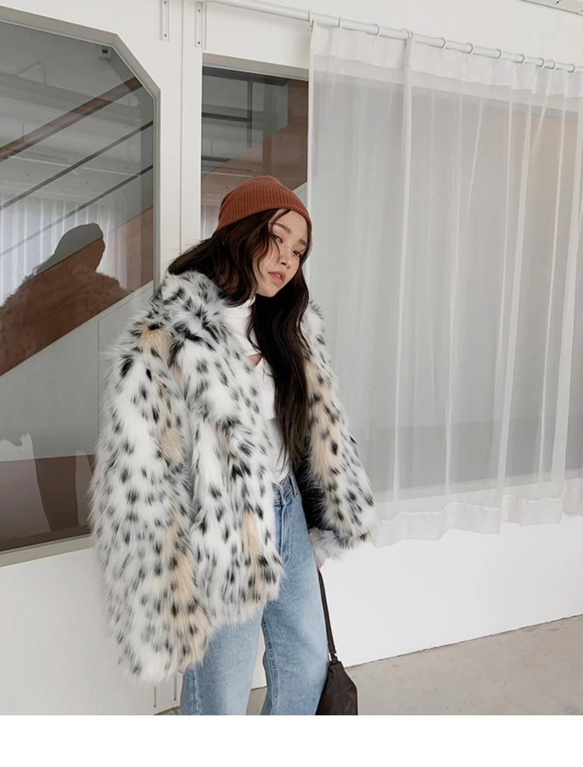 VESTE EN FAUSSE FOURRURE DE BÉBÉ LÉOPARD DES NEIGES – Image 2