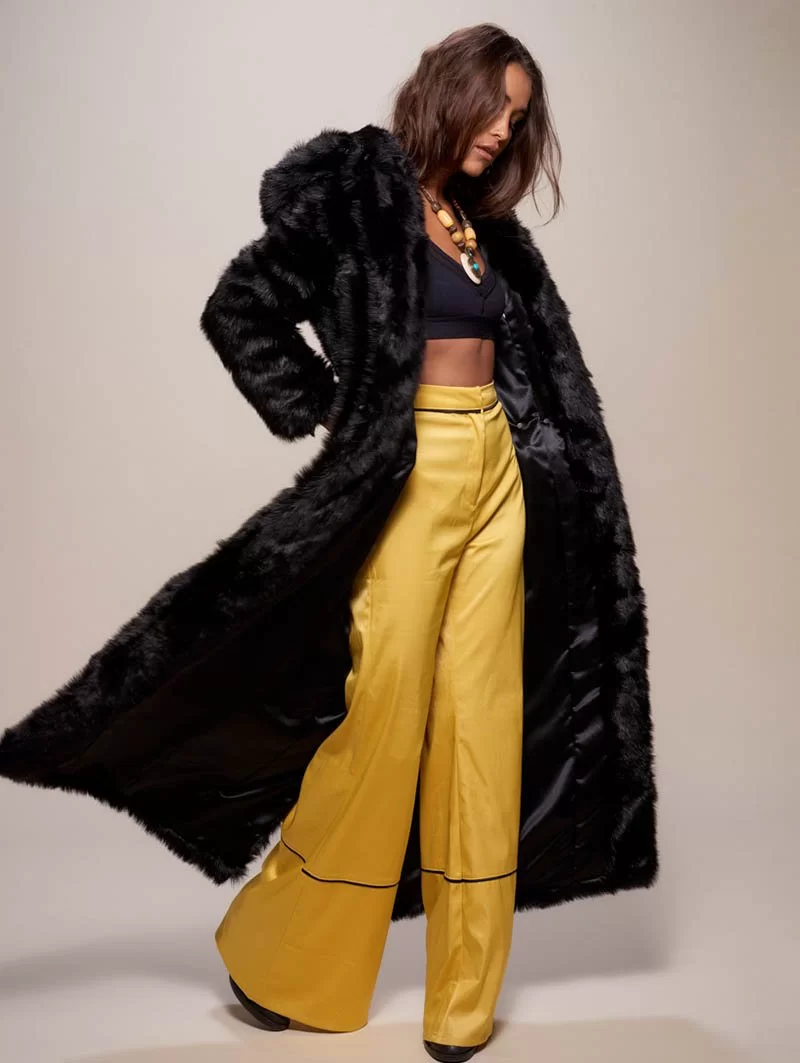 MANTEAU LONG EN FAUSSE FOURRURE DE LOUP