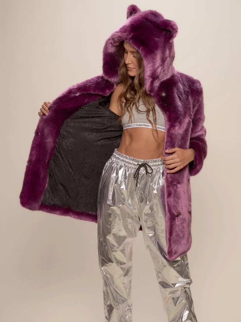 MANTEAU A CAPUCHE EN FAUSSE FOURRURE DU LOUP