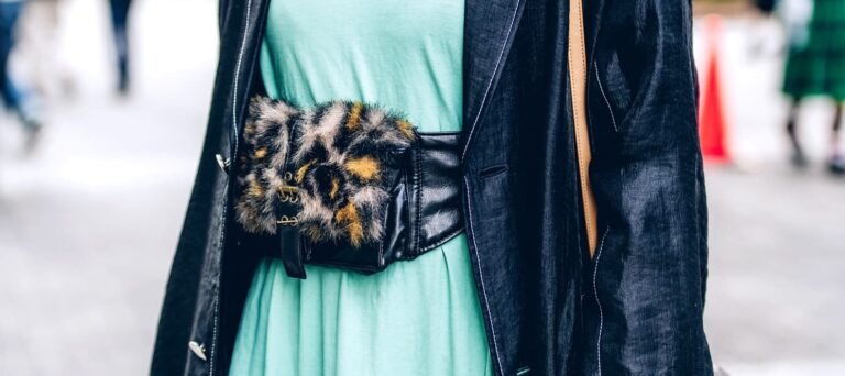 sac banane fausse fourrure